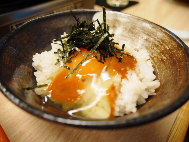 相撲茶屋長州場所さんの絶品雲丹醤油たまごかけご飯だ