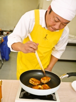 雲丹醤油磯辺餅友枝課長料理の図